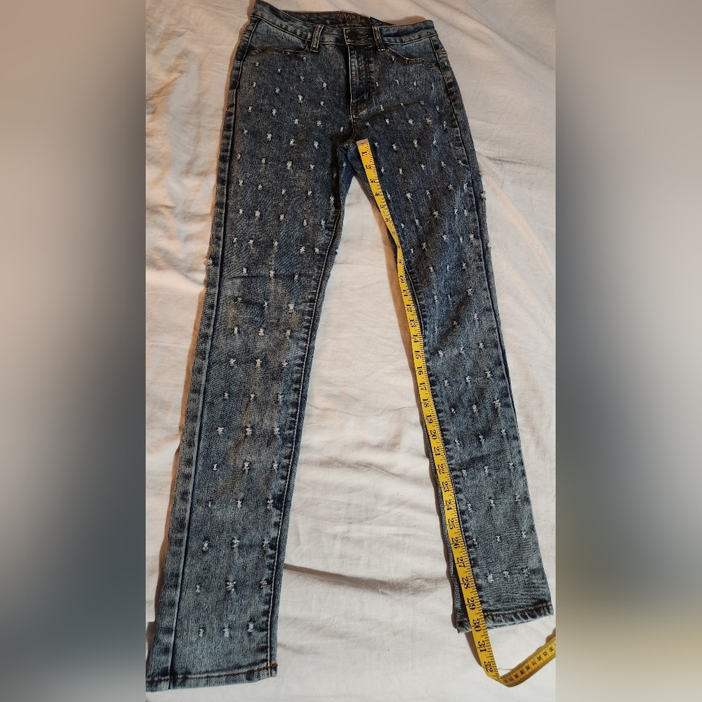 VIP Jeans - V.I.P. - Bullet Holes Distressed- Women's Blue Jeans 7/8 - Picture 5 of 5